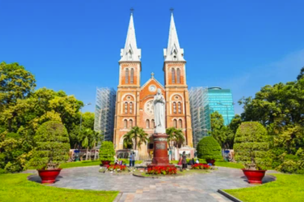 Vietnam, Marele Tur - Imagine 2